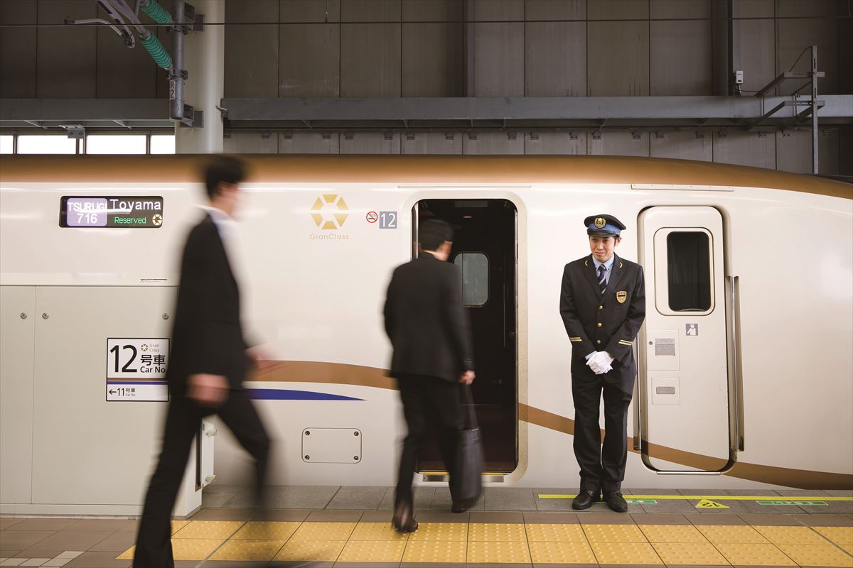 西日本旅客鉄道 株式会社 （JR西日本）