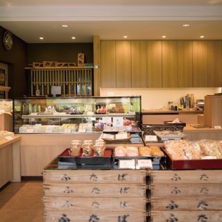 春を伝える「特製いちご大福」発売開始