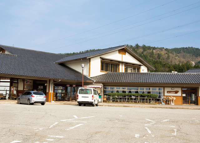 道の駅井波