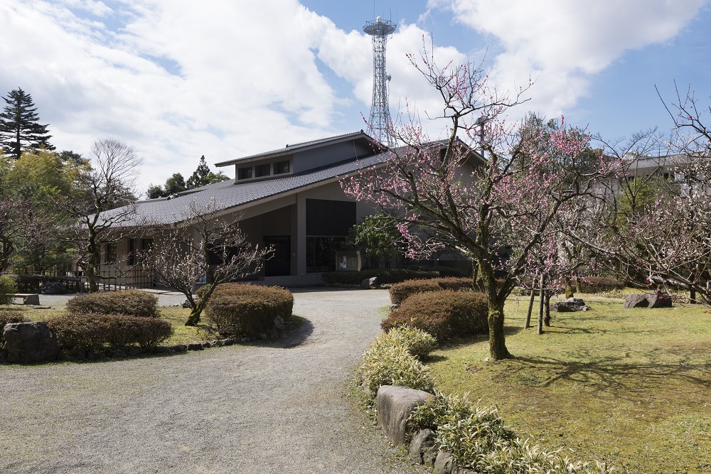 金沢市立中村記念美術館