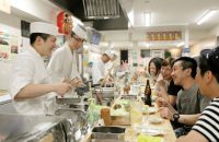 いやさか金沢六枚店