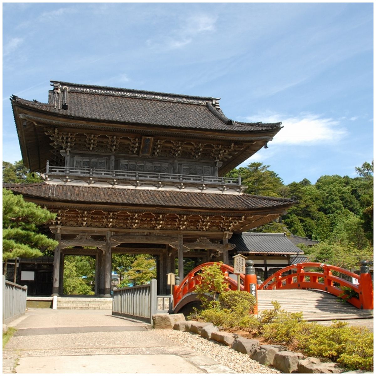 大本山總持寺祖院（だいほんざんそうじじそいん）