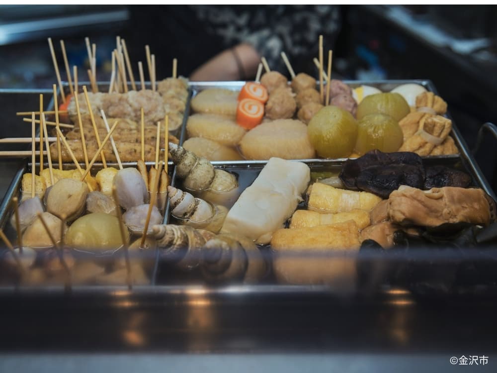 おでん鍋に入った金沢おでん