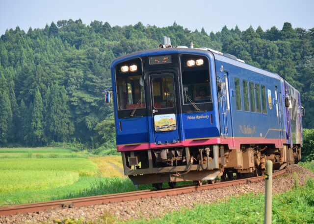 5箇所を巡る旅♪【7/19･8/23･9/27(土)出発日限定】特急「能登かがり火」で行く 旅して応援 今行ける能登