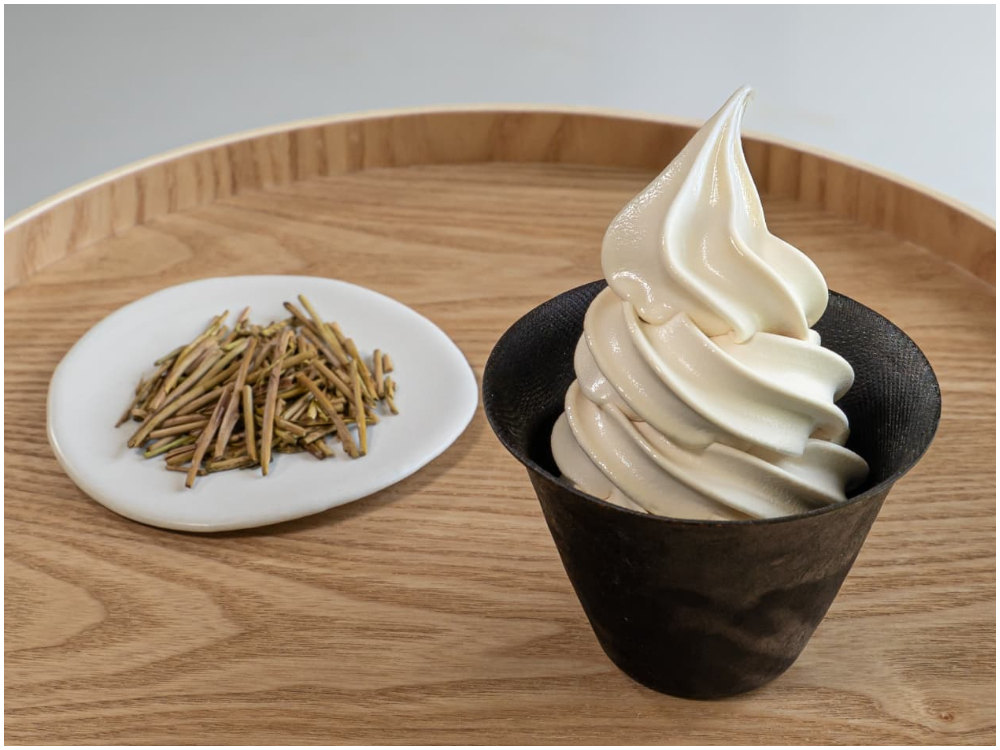 献上加賀棒茶ソフトクリーム