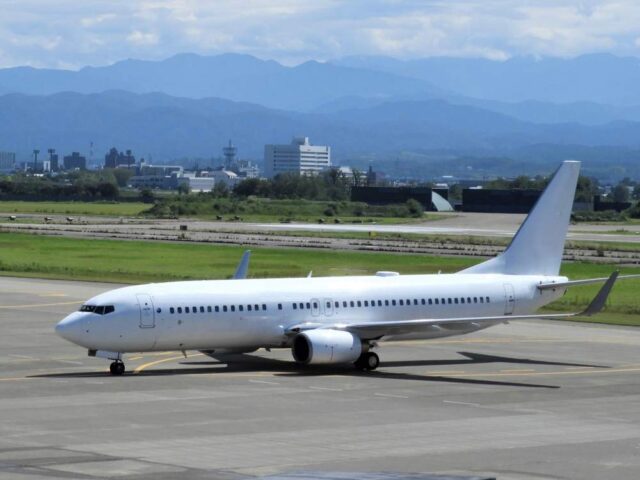 小松空港 飛行機