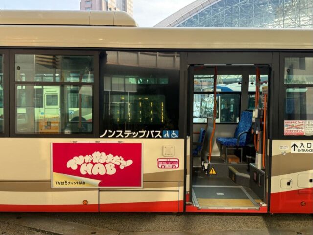 北鉄バスの入口