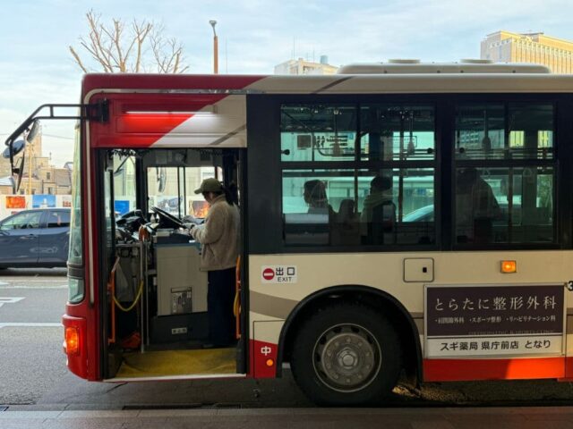 北鉄バスの出口