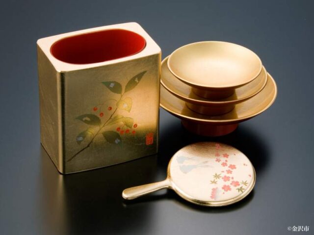 金箔の工芸品