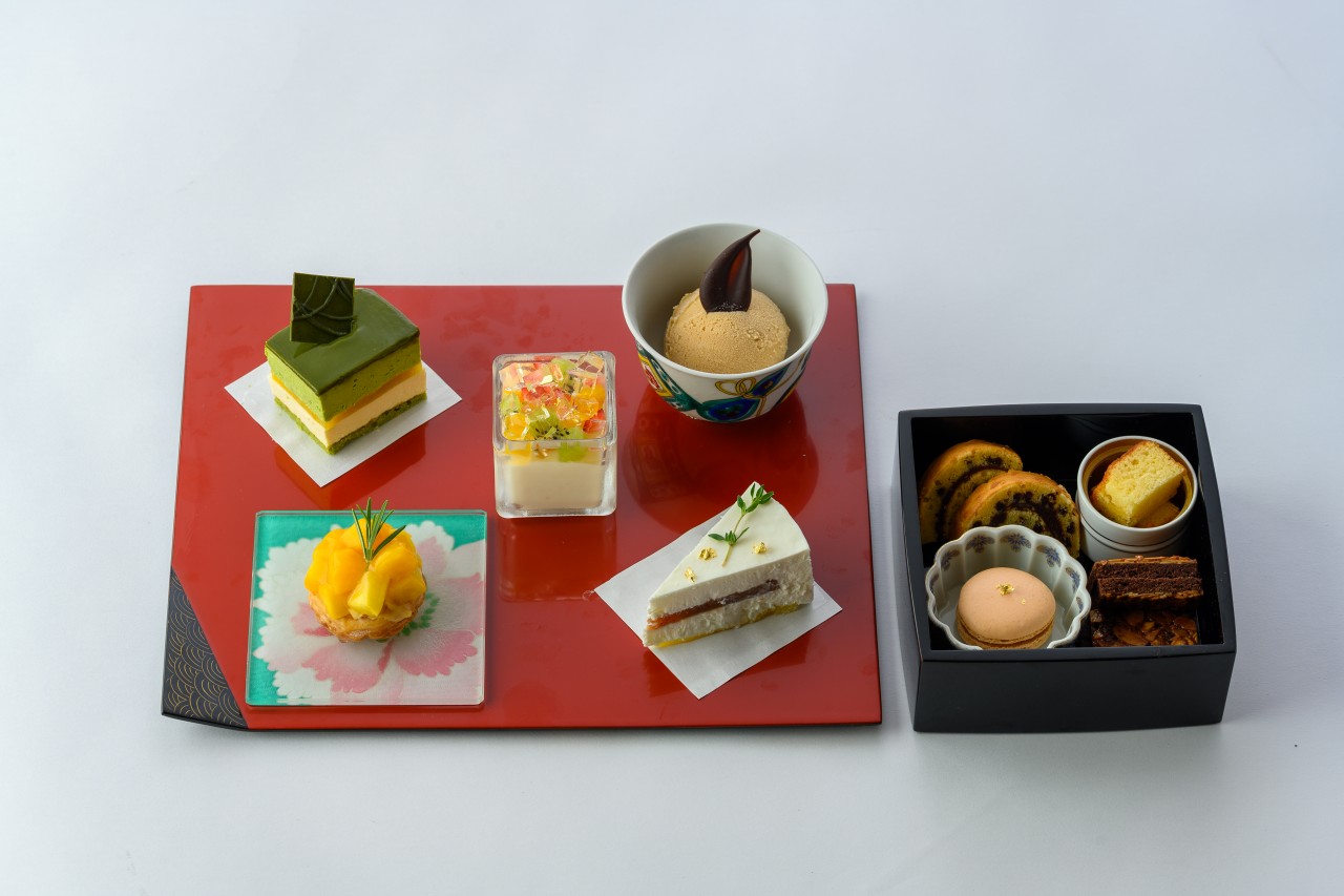 金沢ニューグランドホテル ラウンジ遠州で和モダンスイーツ「MIYABI」を堪能しよう。