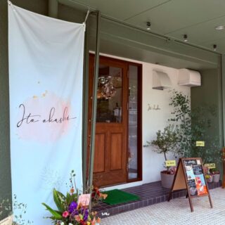 【桃スイーツ】金沢のパティスリーカフェ『Ito okashi（いとをかし）』で人気の桃スイーツを堪能。