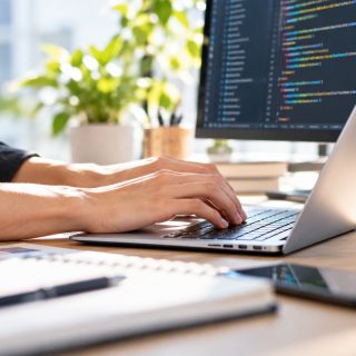 【業務委託】WordPress・STUDIOの経験があるコーダー募集。地域の店や企業のサイトづくりに関わるお仕事です(株式会社金沢日和)
